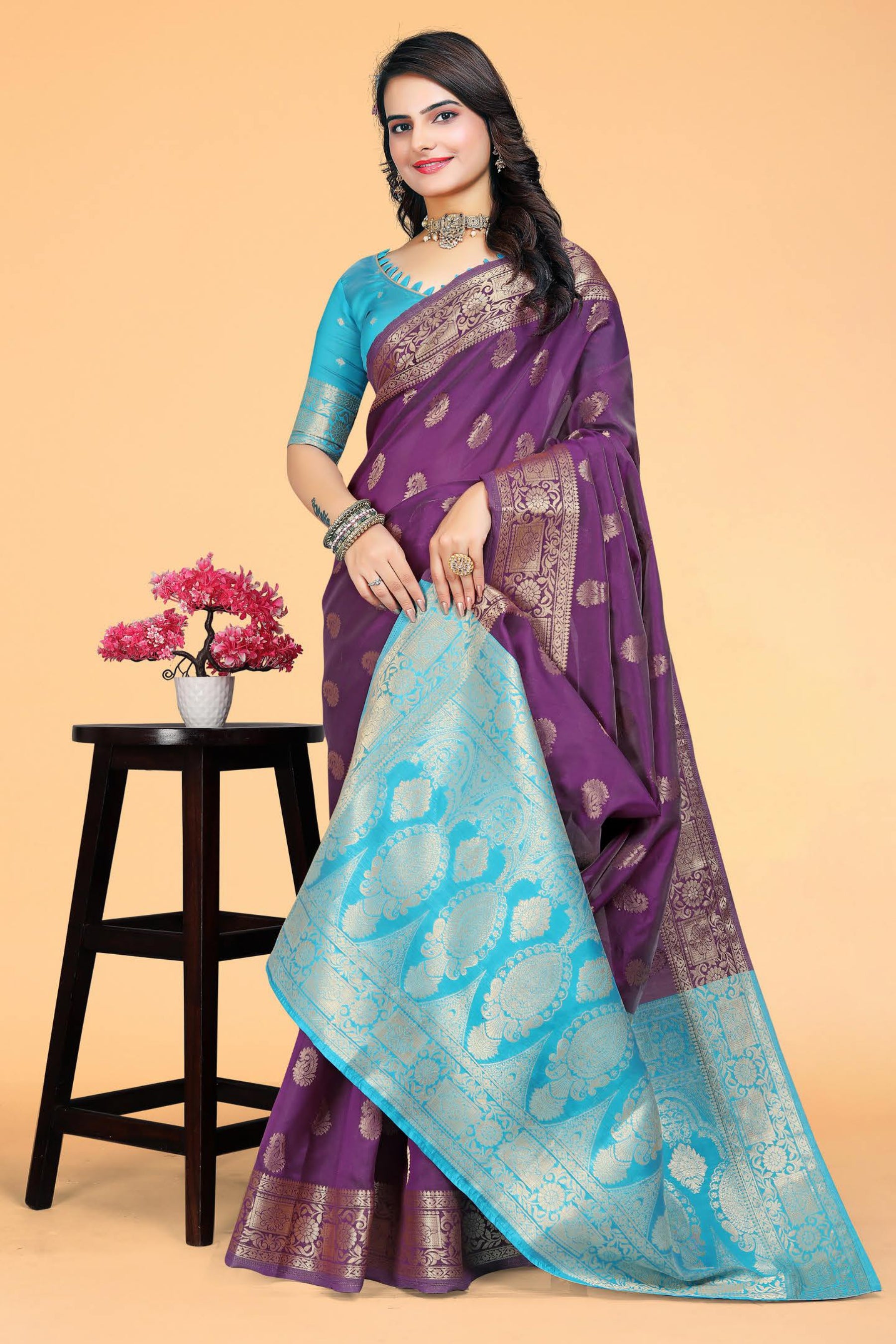 PURPLE WOVEN KANJIVARAM SILK TRADITIONAL SAREE WITH BLOUSE