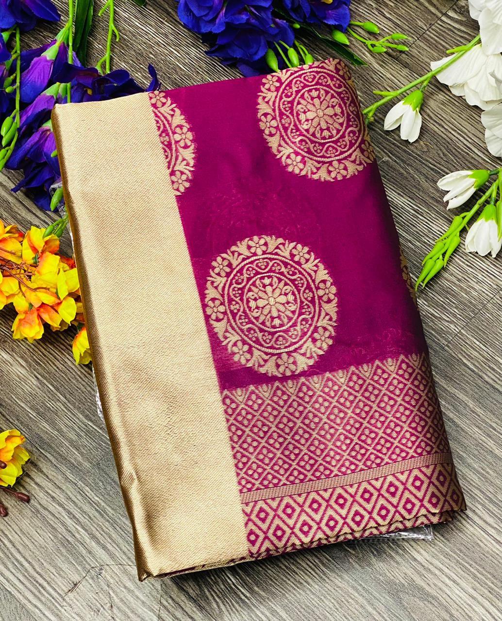 Wine Red Kanjivaram Saree with Mesmerizing Gola Patti Design - Naari Silk 