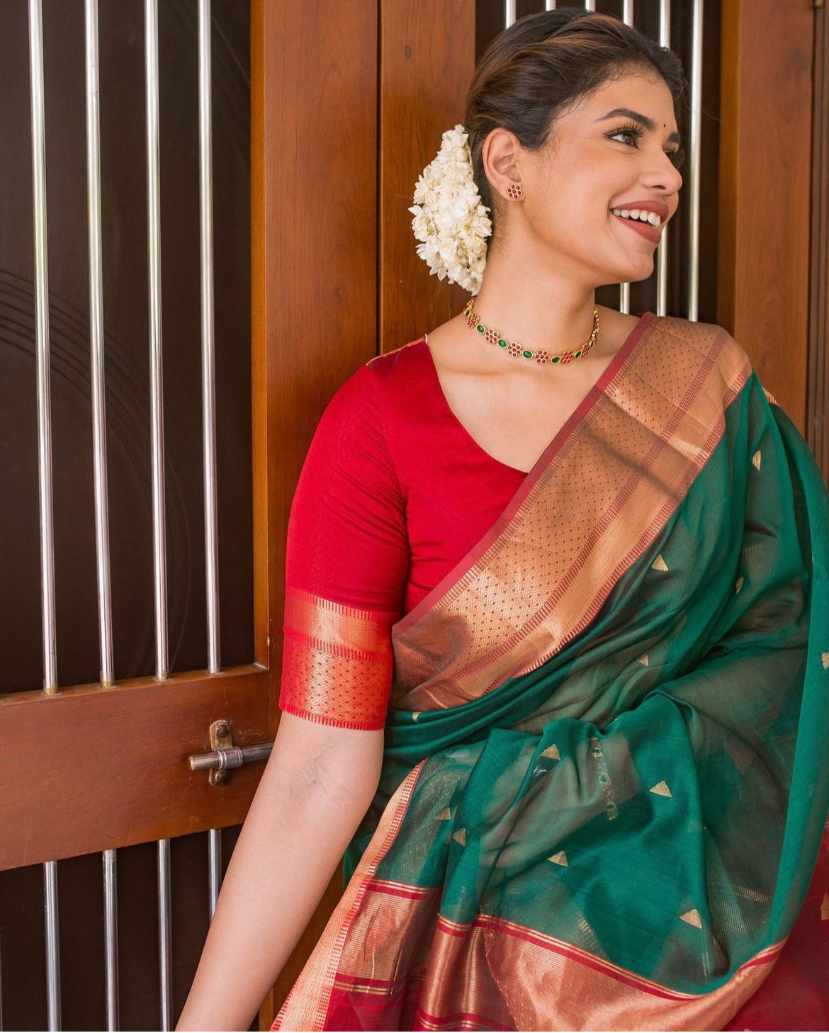 Dark Green & Red Soft Lichi Silk Saree With Zari Weaving Work