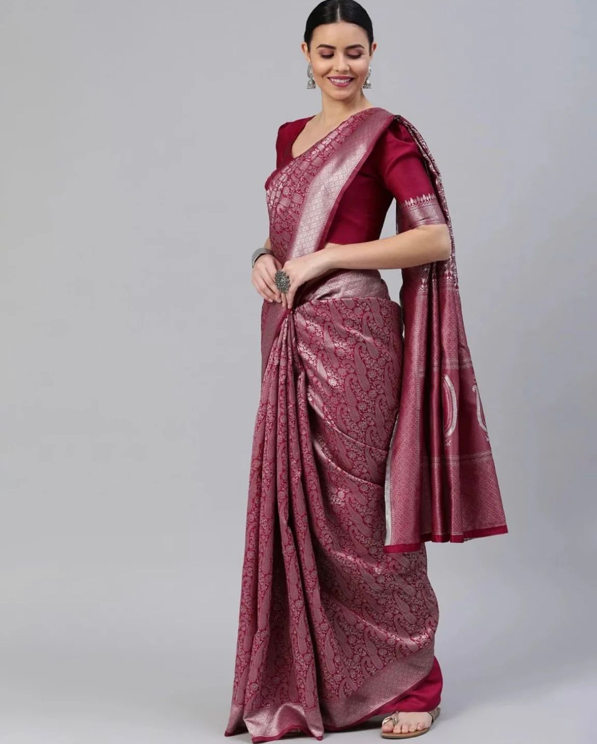 Women's Banarasi Silk Saree With Blouse Piece