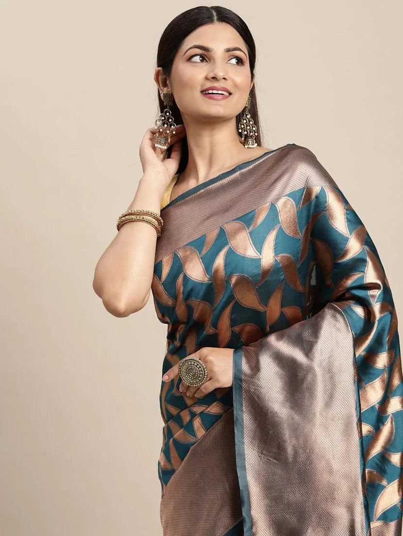 Rama Keri: Exquisite Kanjivarm Silk Saree in Vibrant Rama Color - Naari Silk 