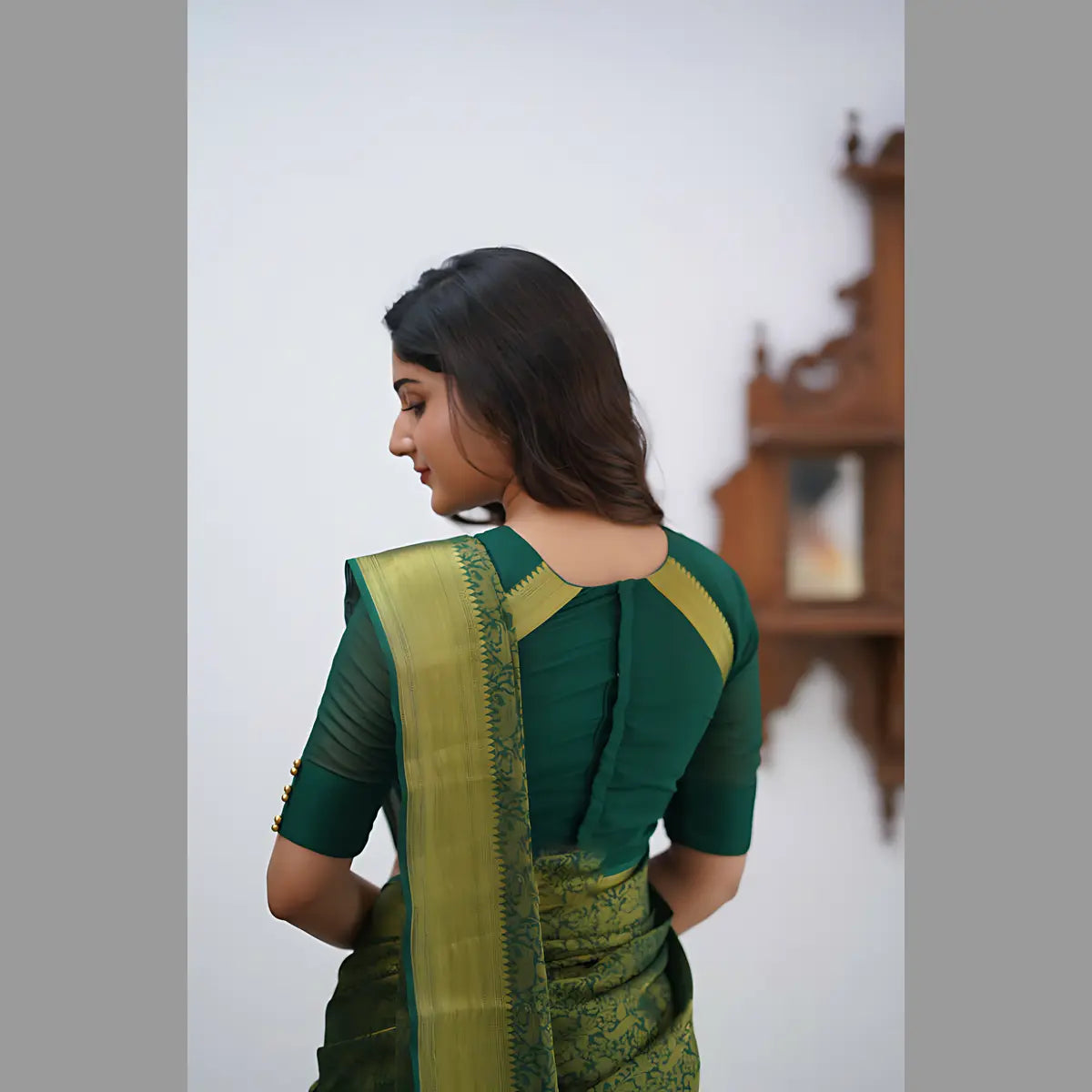 Radiant Dark Green Banarasi Silk Beauty