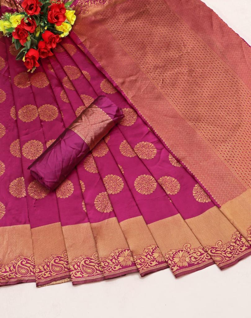 Wine Red Kanjivaram Saree with Mesmerizing Gola Patti Design - Naari Silk 