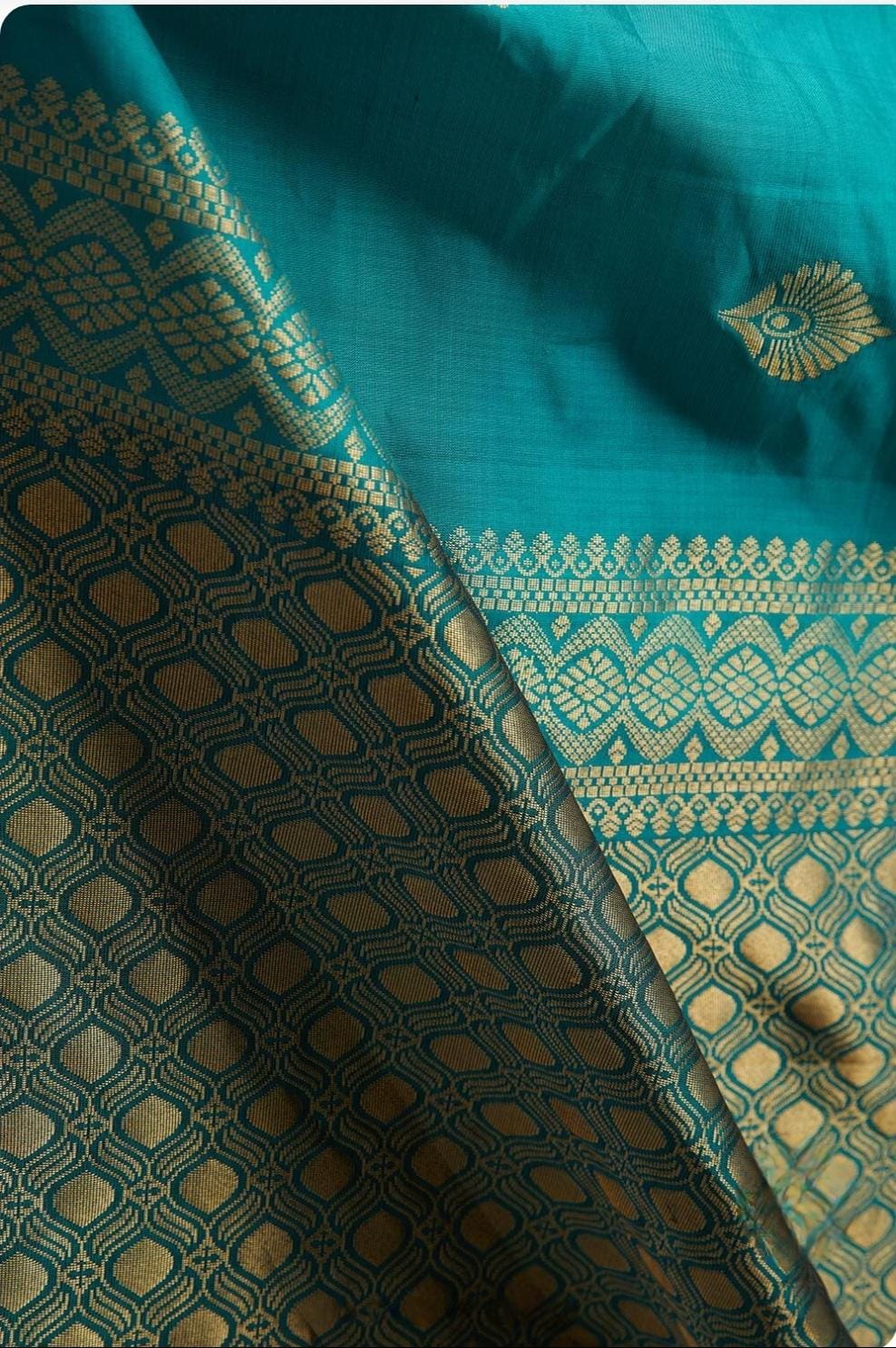 Elision Firozi Kanjivaram Silk Saree With Comely Blouse Piece