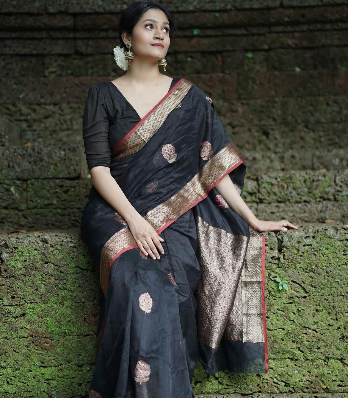 Black Kanjeevaram Silk Saree with Zari Border