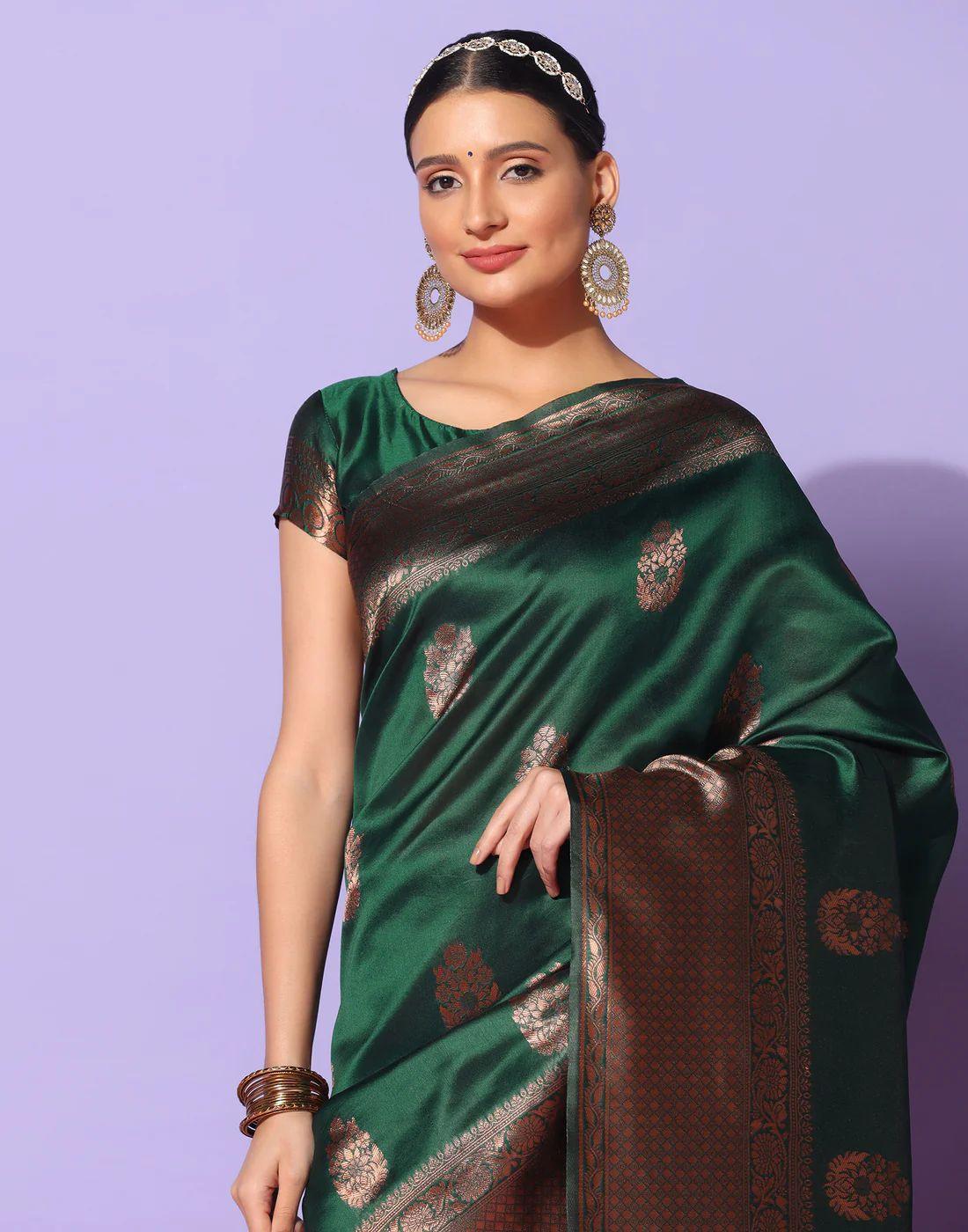 Radiant Green Saree with Charming Pink Palla - Naari Silk 