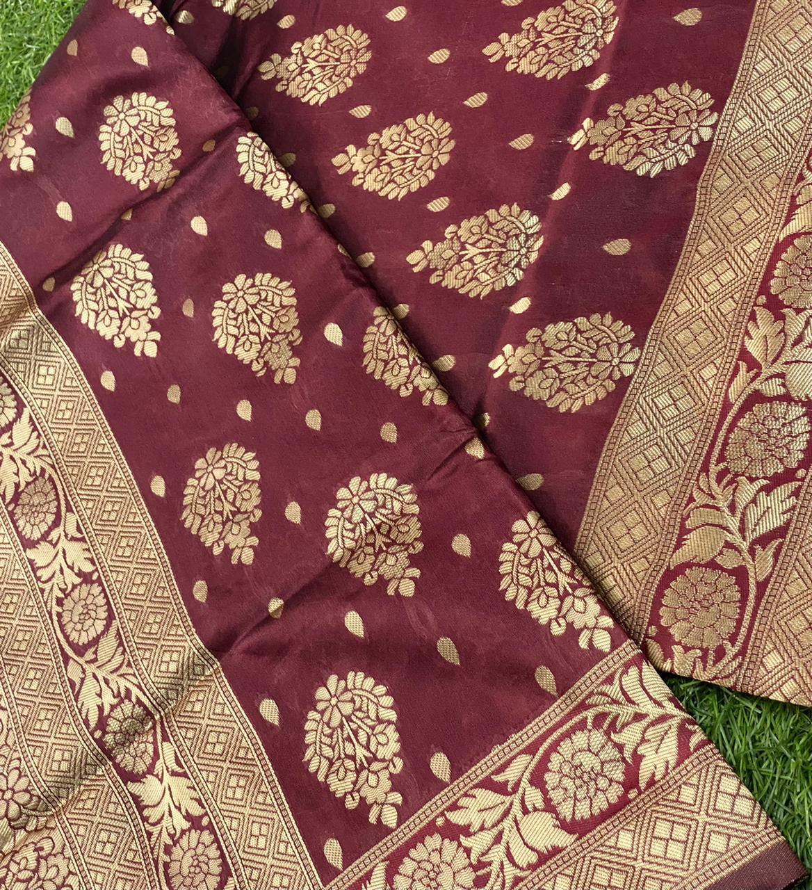 Maroon Butta Patti Saree: Timeless Beauty for Traditional Gatherings - Naari Silk 