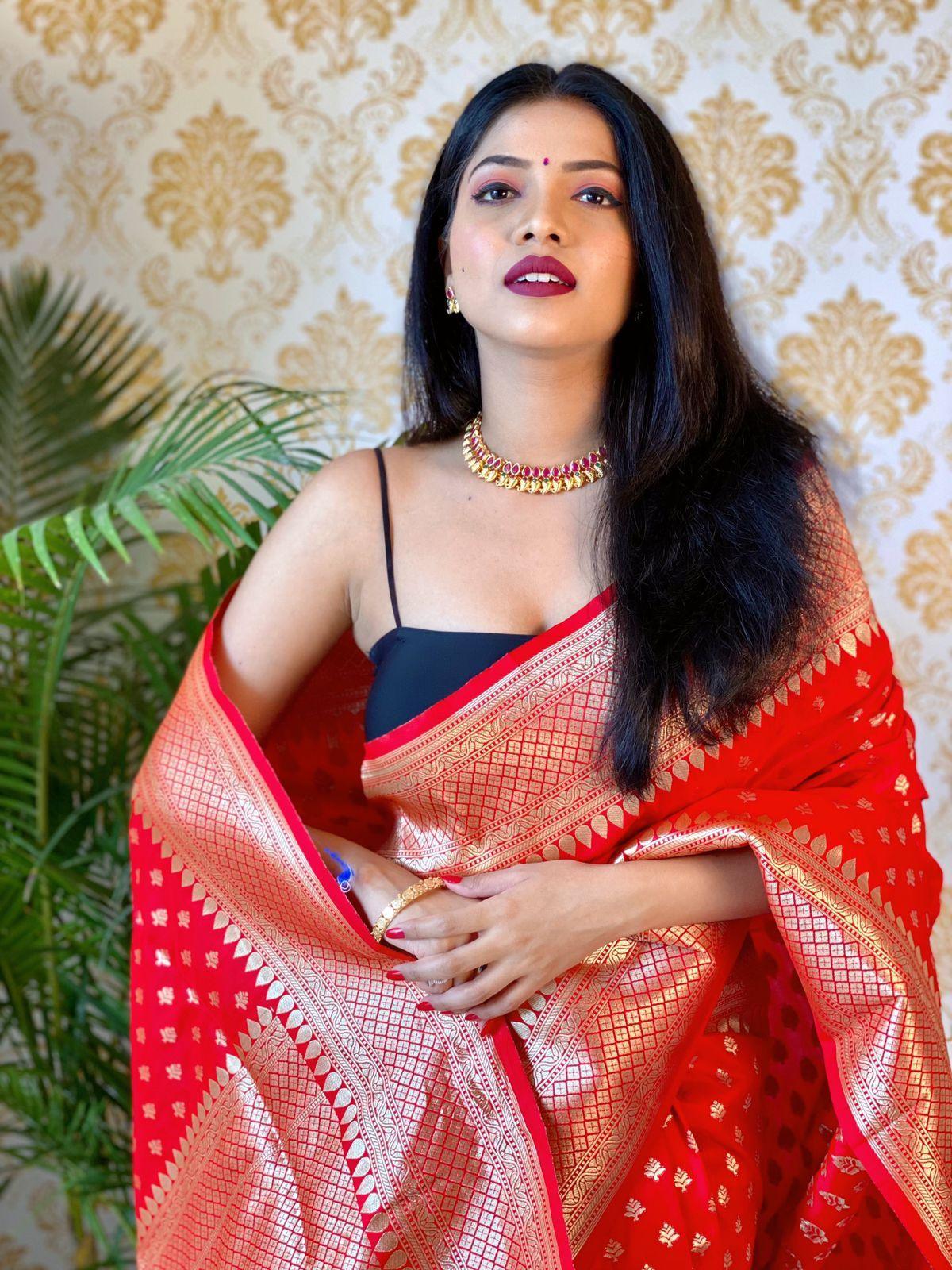 Crimson Allure: Red Bindi Saree for Radiant Elegance - Naari Silk 